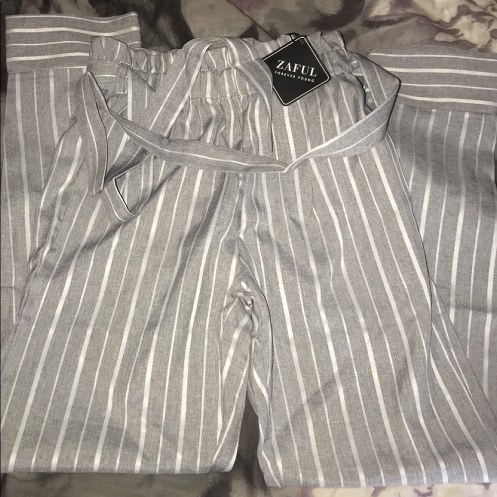 gray & white striped straight pants size small
